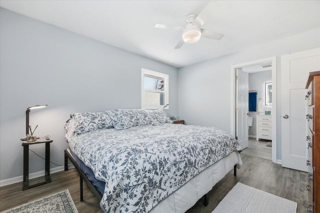 6424 Zealand Avenue N, Brooklyn Park, MN 55428