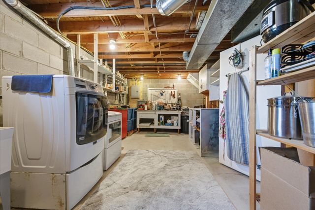 6424 Zealand Avenue N, Brooklyn Park, MN 55428