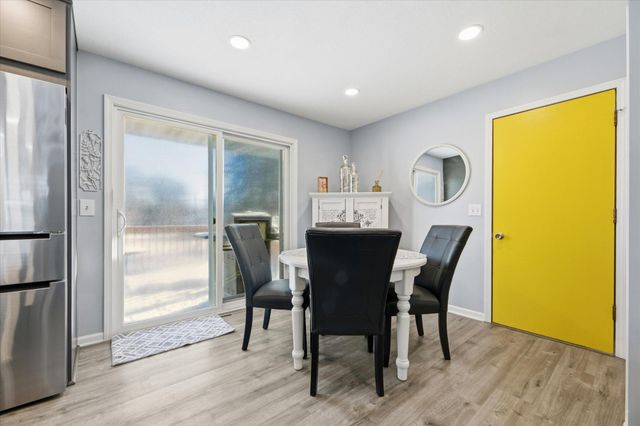 6424 Zealand Avenue N, Brooklyn Park, MN 55428