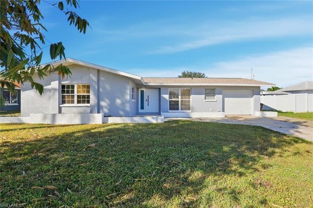 3420 SE 4th PL, Cape Coral, FL 33904