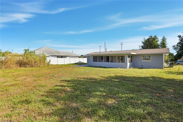 3420 SE 4th PL, Cape Coral, FL 33904