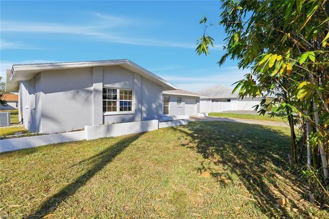3420 SE 4th PL, Cape Coral, FL 33904