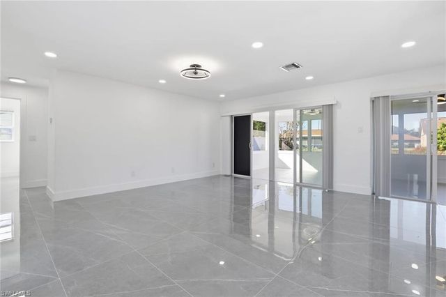 3420 SE 4th PL, Cape Coral, FL 33904