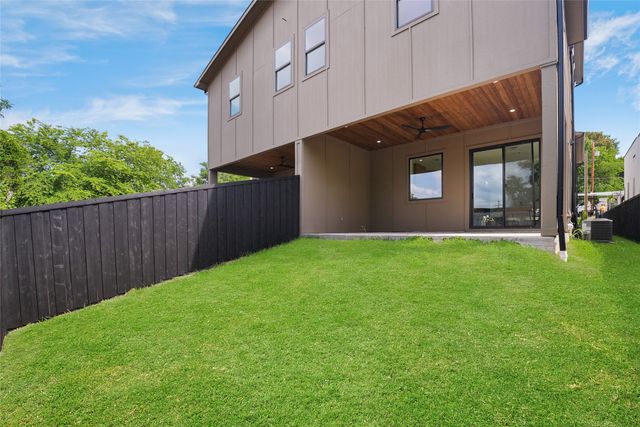 1827 Pollard Street, Dallas, TX 75208