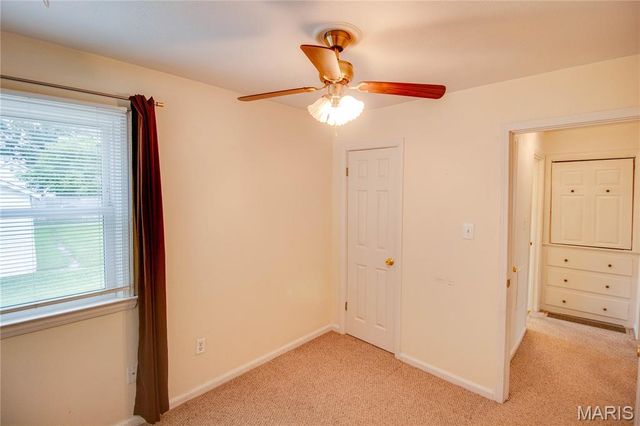 905 Madison Avenue, Wood River, IL 62095