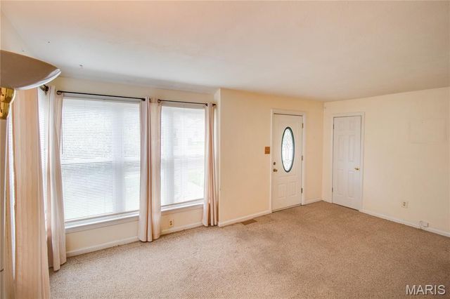 905 Madison Avenue, Wood River, IL 62095