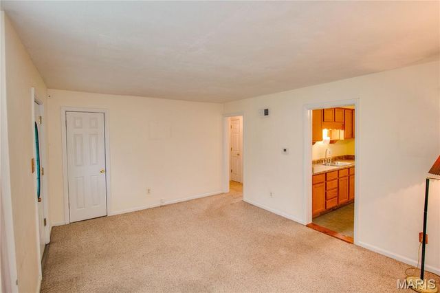 905 Madison Avenue, Wood River, IL 62095