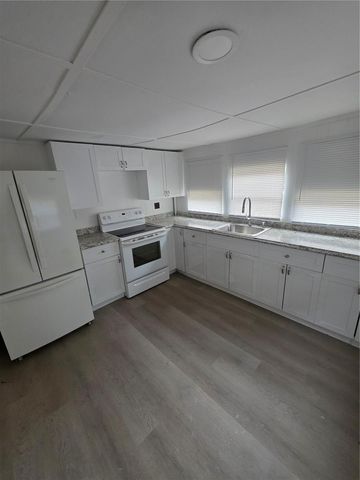 204 JOHNTRY ROAD, Hawthorne, FL 32640