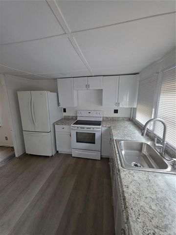 204 JOHNTRY ROAD, Hawthorne, FL 32640