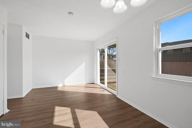 17738 LARCHMONT TER, Gaithersburg, MD 20877