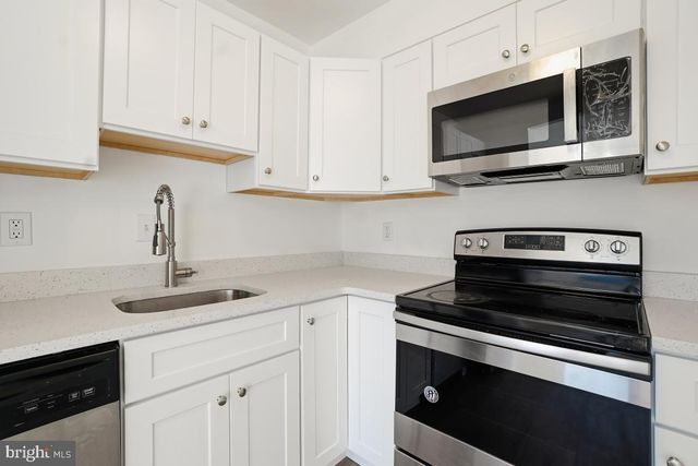 17738 LARCHMONT TER, Gaithersburg, MD 20877