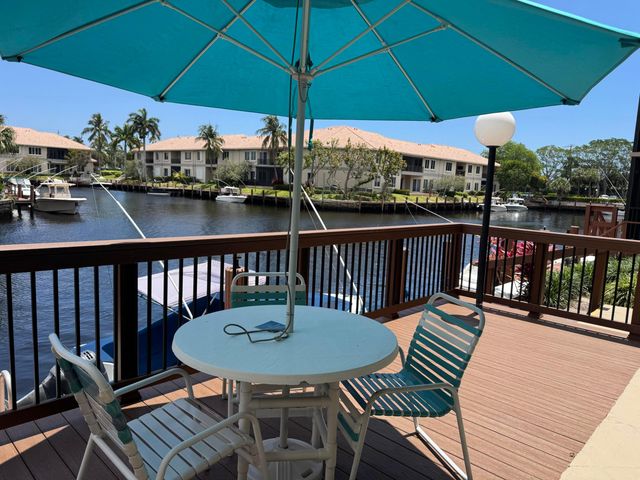 6 Royal Palm Way 202, Boca Raton, FL 33432