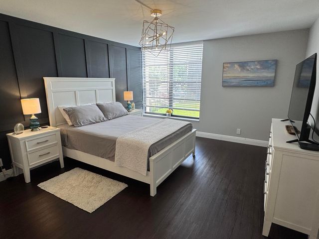 6 Royal Palm Way 202, Boca Raton, FL 33432