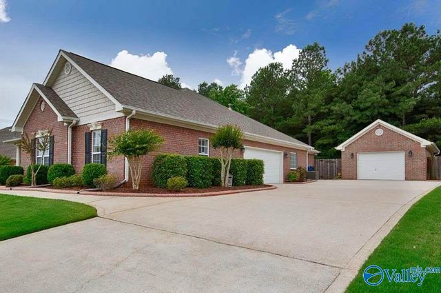 119 Averbeck Court, Madison, AL 35758