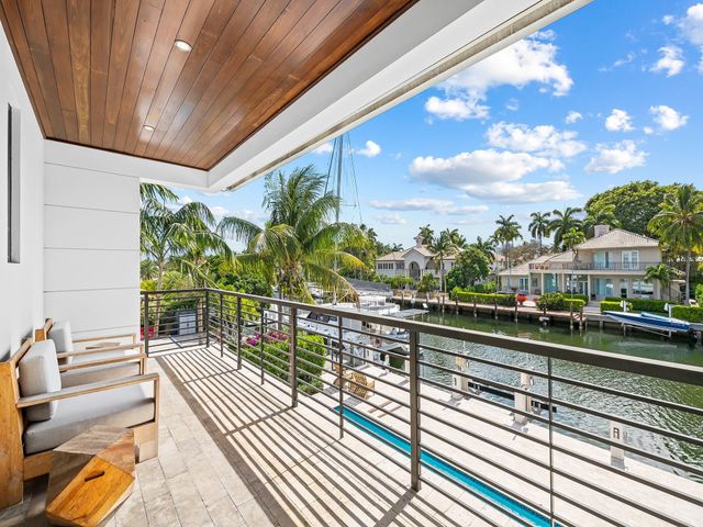301 NE 23RD Avenue, Fort Lauderdale, FL 33305