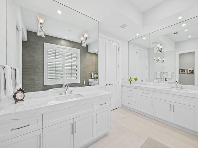 301 NE 23RD Avenue, Fort Lauderdale, FL 33305