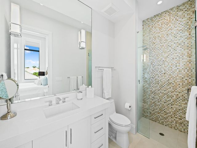 301 NE 23RD Avenue, Fort Lauderdale, FL 33305