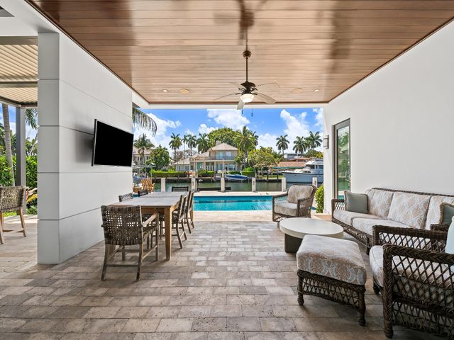 301 NE 23RD Avenue, Fort Lauderdale, FL 33305