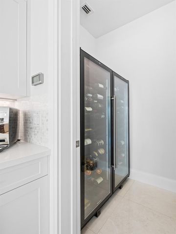 301 NE 23RD Avenue, Fort Lauderdale, FL 33305