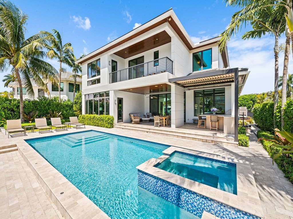 301 NE 23RD Avenue, Fort Lauderdale, FL 33305