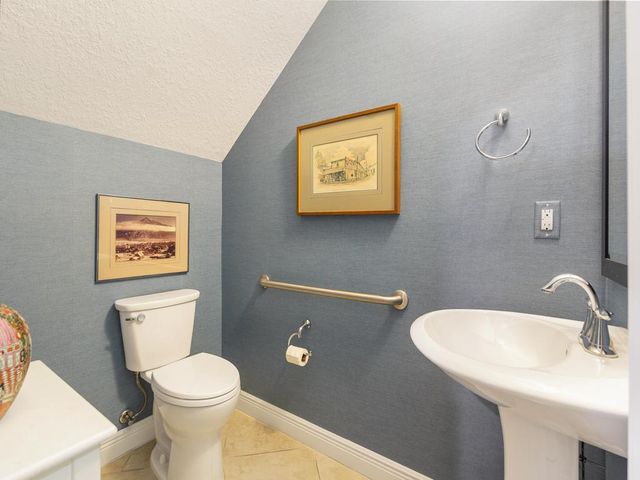 3673 Historic Lane, West Palm Beach, FL 33401
