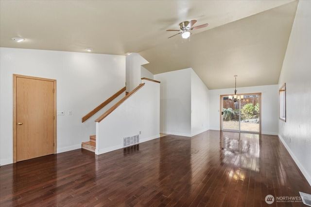 14016 SE 156th Court, Renton, WA 98058