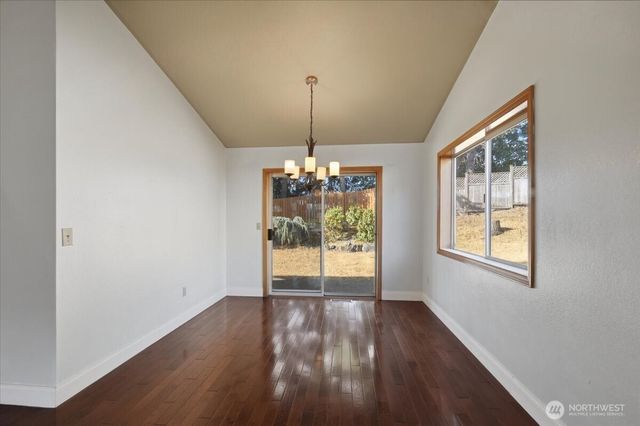 14016 SE 156th Court, Renton, WA 98058
