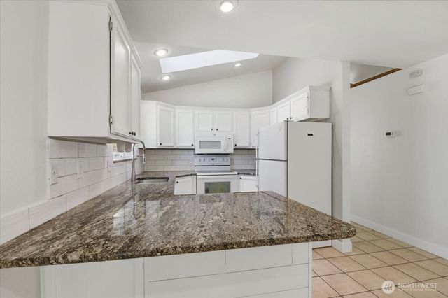 14016 SE 156th Court, Renton, WA 98058