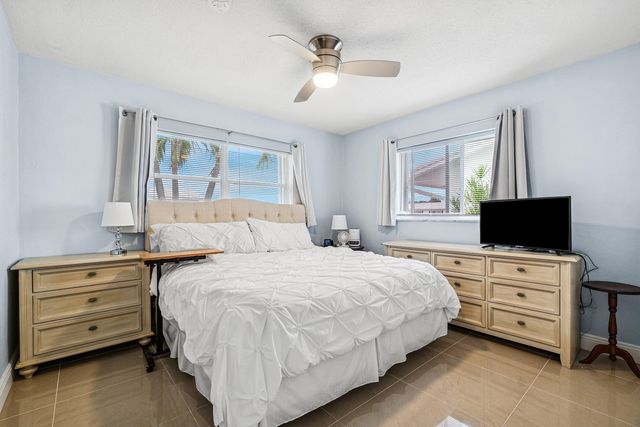 904 SW 5th Avenue, Boynton Beach, FL 33426