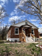 3004 Belle Street, Alton, IL 62002