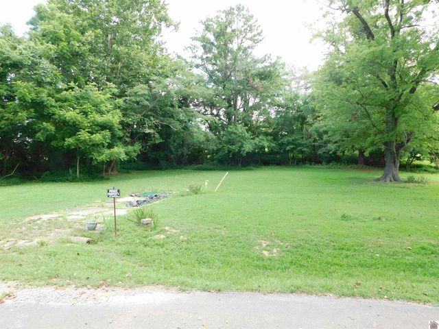 714 Crittenden drive, Marion, KY 42064