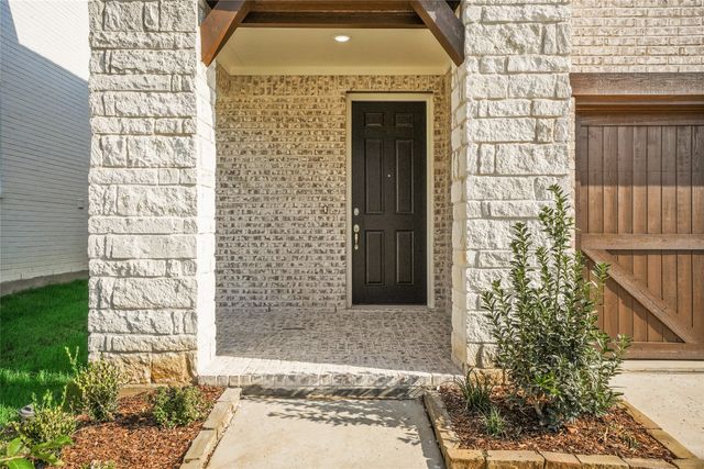 2221 Peters Colony Drive, Little Elm, TX 75036