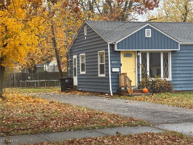 2337 Greenvale Road, Cleveland, OH 44121
