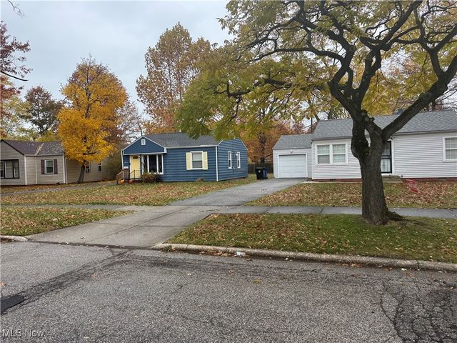 2337 Greenvale Road, Cleveland, OH 44121