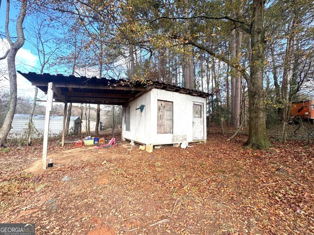 5609 Oconee Street, Lula, GA 30554