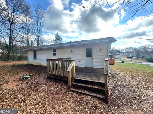 5609 Oconee Street, Lula, GA 30554