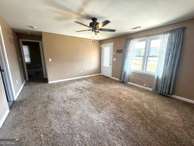 5609 Oconee Street, Lula, GA 30554