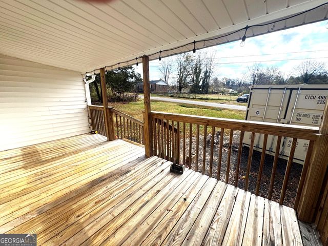 5609 Oconee Street, Lula, GA 30554