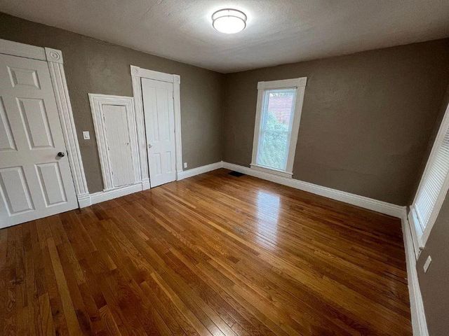 3217 Thompson Avenue, Kansas City, MO 64124
