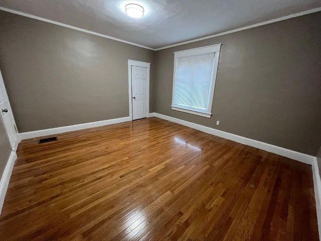 3217 Thompson Avenue, Kansas City, MO 64124