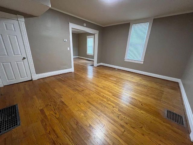 3217 Thompson Avenue, Kansas City, MO 64124
