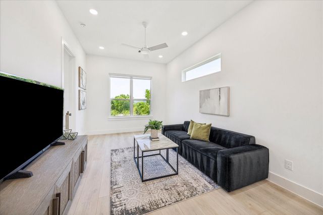 1423 E 36th Street, Houston, TX 77022