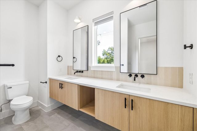 1423 E 36th Street, Houston, TX 77022