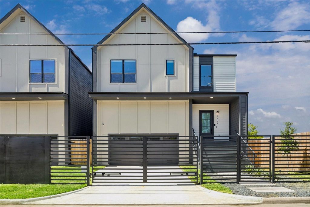 1423 E 36th Street, Houston, TX 77022