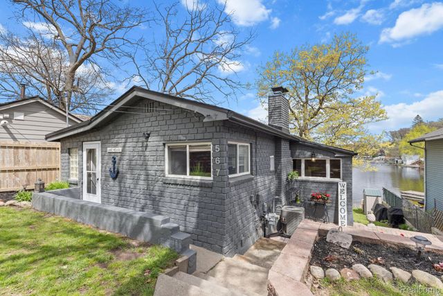 567 Bellevue Avenue, Lake Orion Village, MI 48362