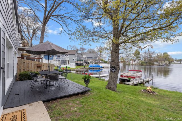 567 Bellevue Avenue, Lake Orion Village, MI 48362