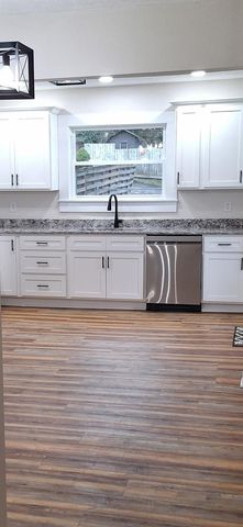 311 Kanawha Terrace, Saint Albans, WV 25177