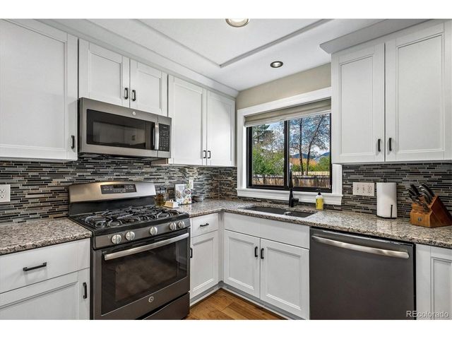 11918 W Stanford Dr, Morrison, CO 80465