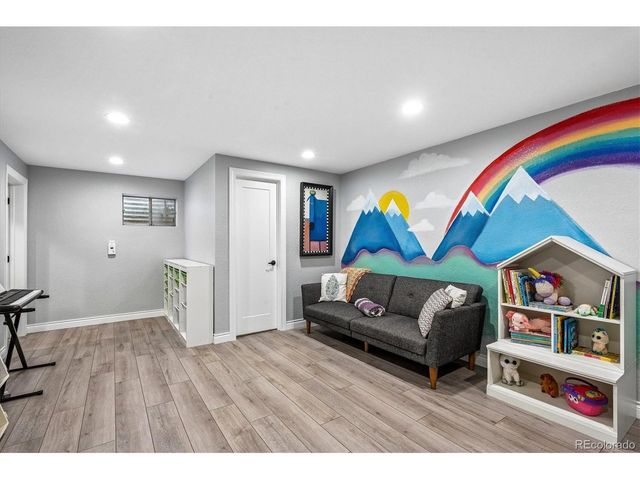 11918 W Stanford Dr, Morrison, CO 80465