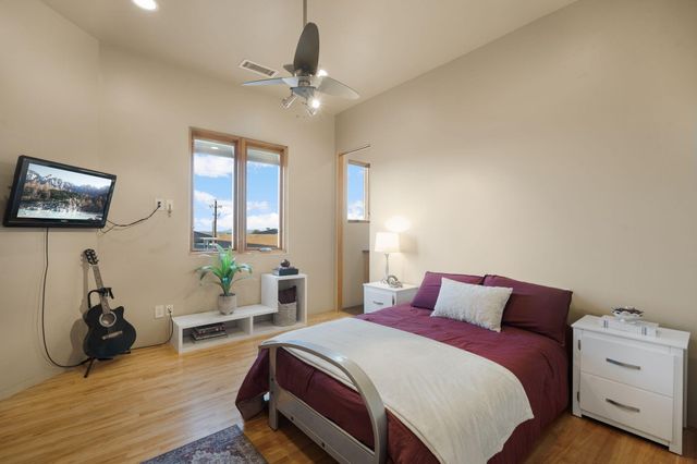 7816 Florence Avenue NE, Albuquerque, NM 87122